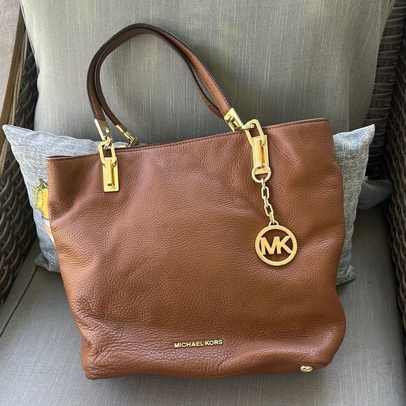 Michael Kors Cognac Leather Brooke Medium Tote/Crossbody Bag - Picture 2 of 11